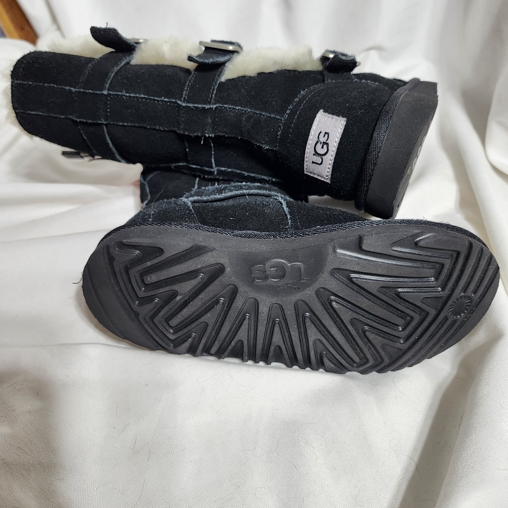 Ugg Maddi Black Leather Boots Size 2 - Picture 6 of 13